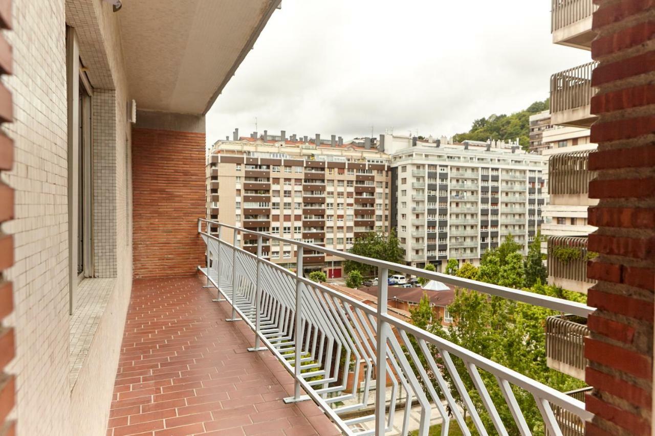 Salaberria Apartment With Private Garage San Sebastian Exterior photo